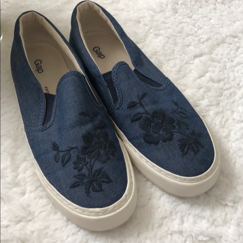 Denim GAP slip ons